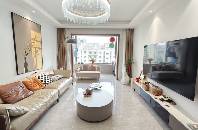 急售元宝户型，电梯洋房！精装三室两卫带车储！莲湖新城，徒骇河