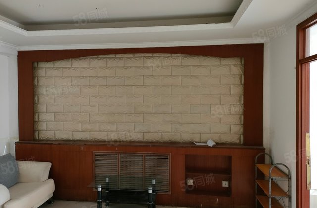 老文轩 建材组团 精装两室 三楼 43万 错过没有 紧邻