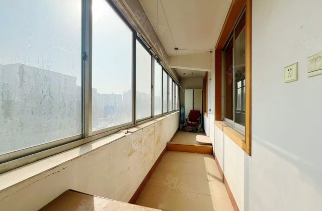 东关国际,羡林苑,中医院家属院小区4楼6000多