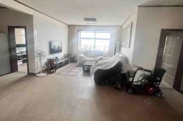 急售 市医院附近 电梯房 三室朝阳好户型 有车位 地下室