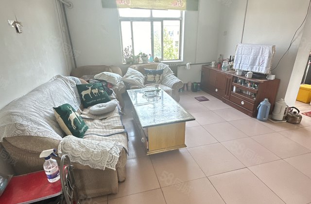 文轩 八中 外国语附近 单位家属院 三室朝阳