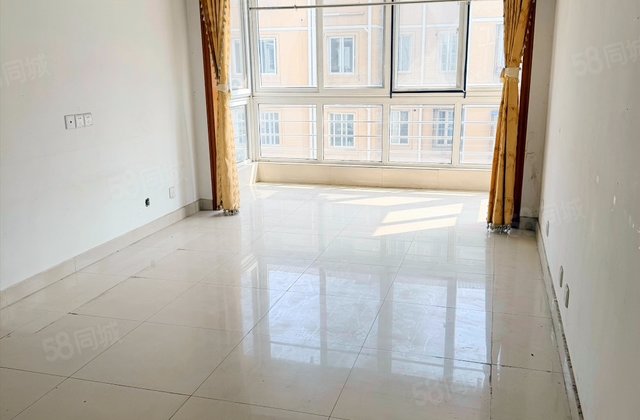 亭苑社区B区2室2厅95㎡143万二手房图片