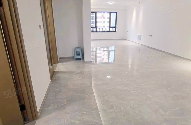 中铁鹭岛艺术城3室2厅85㎡168.8万二手房图片