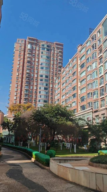 翠湖边云南大学旁次新小区俊园电梯房精装大平层南北带车位