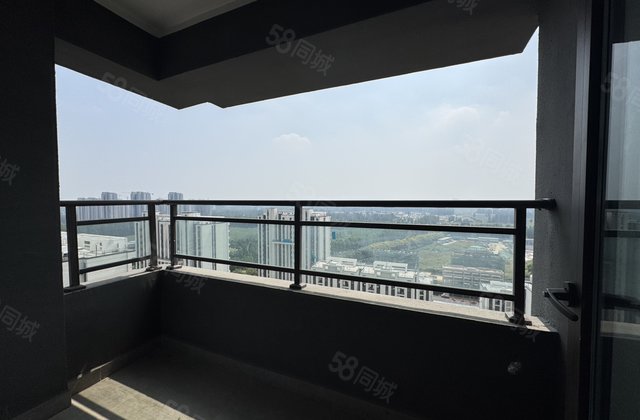 急售，翰林天悦，精装修 送车位储藏室 实验  聊城新一中