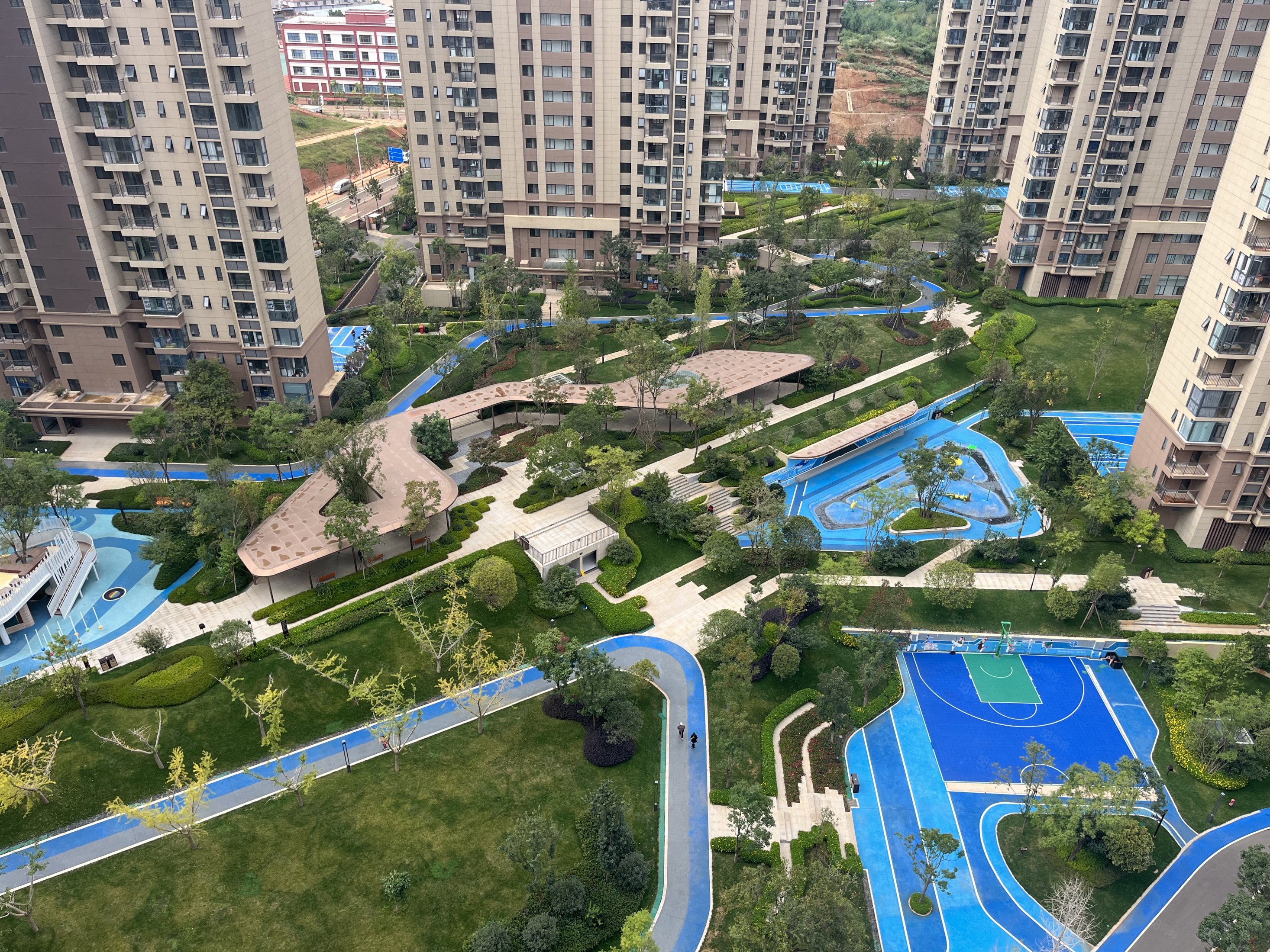 电梯入户富康城紫悦台98平三室两卫环境优美36划算