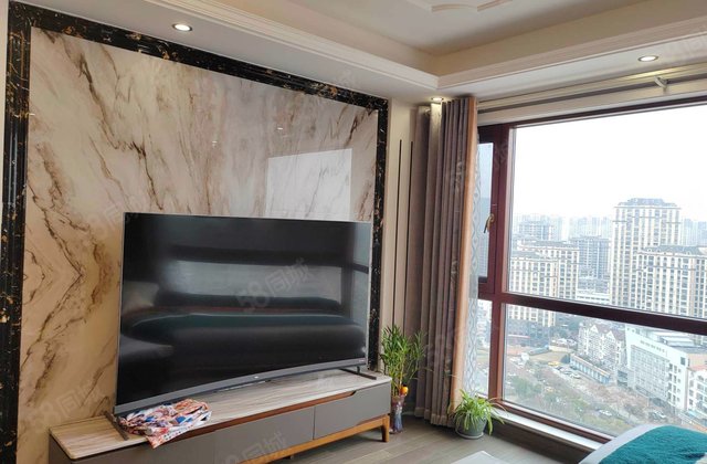 湖畔名郡3室2厅117㎡96万二手房图片