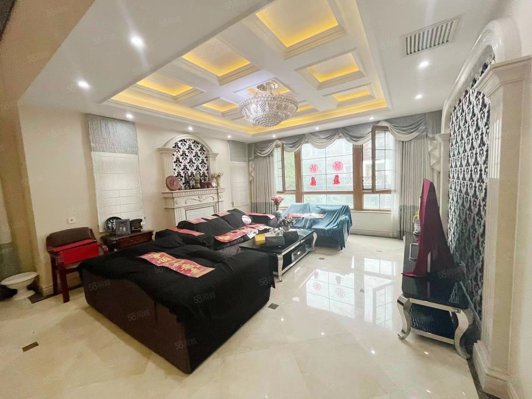 藍岸麗舍(別墅)4室2廳3衛(wèi)369.26㎡南北995萬