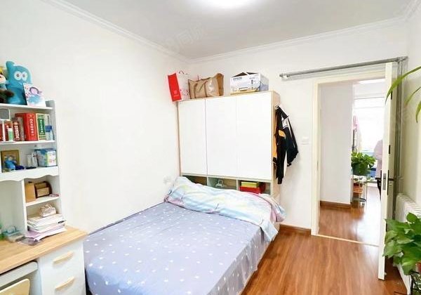 文轩总校，老一中，状元府，电业局三院，好楼层，满二