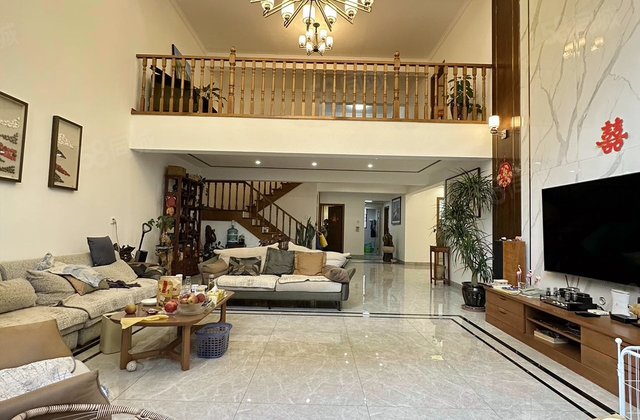 昆华苑浅山逸城7室3厅322㎡168万二手房图片