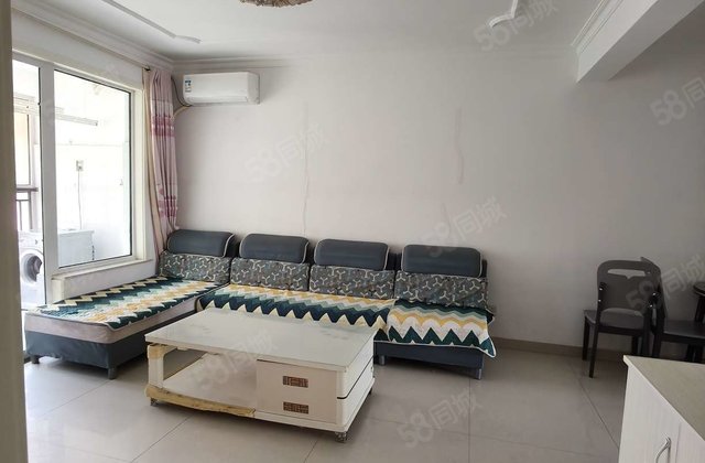 阿卡四期 两室两厅中间楼层 有储免大税