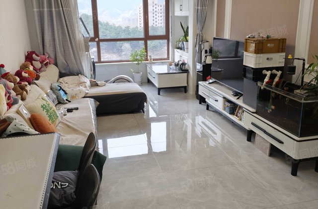 荣丰华府2室1厅80.18㎡55万二手房图片