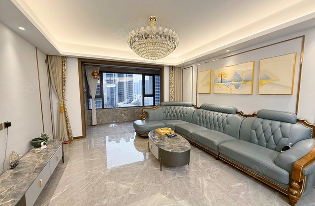 华侨城天鹅堡4室2厅143.8㎡155万二手房图片