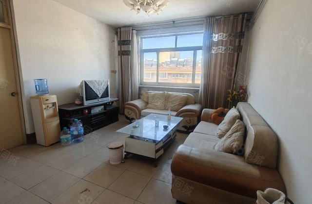 兴华路东昌 聊建家属院 三室两厅房东直卖有钥匙