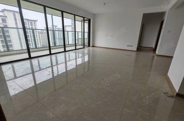 城市玖玺现房三室160平带车位地下室好楼层，边户可贷款，诚售