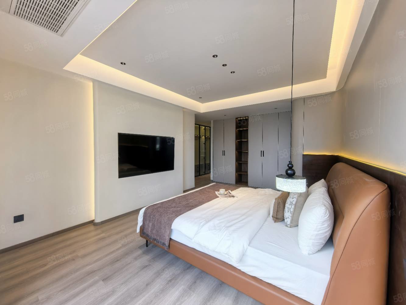 天秀湾4室2厅2卫202㎡南北258万