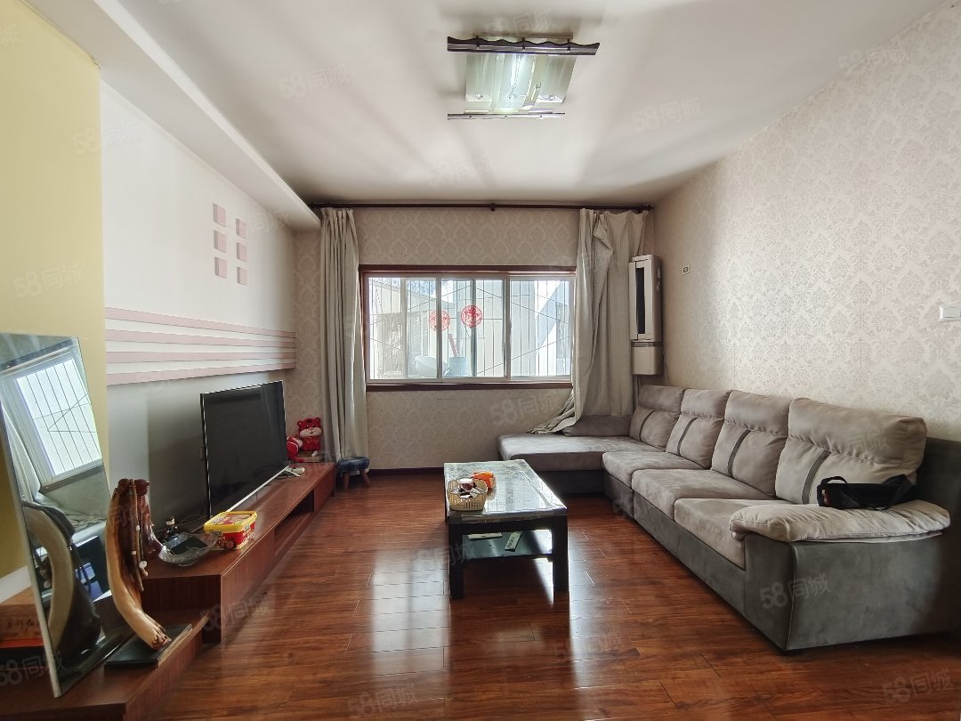 东岳山庄2室2厅1卫90㎡东37万