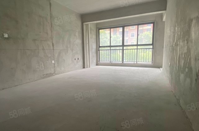 天居珑悦府3室2厅146㎡79.8万二手房图片