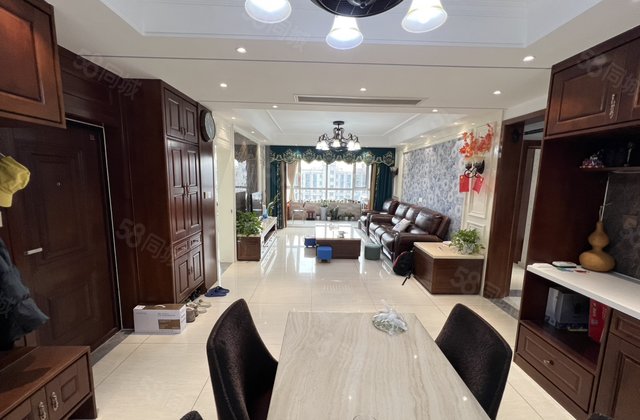 急售,星光和园,元宝户型,带车储,东昌东校,精装修,免大税！