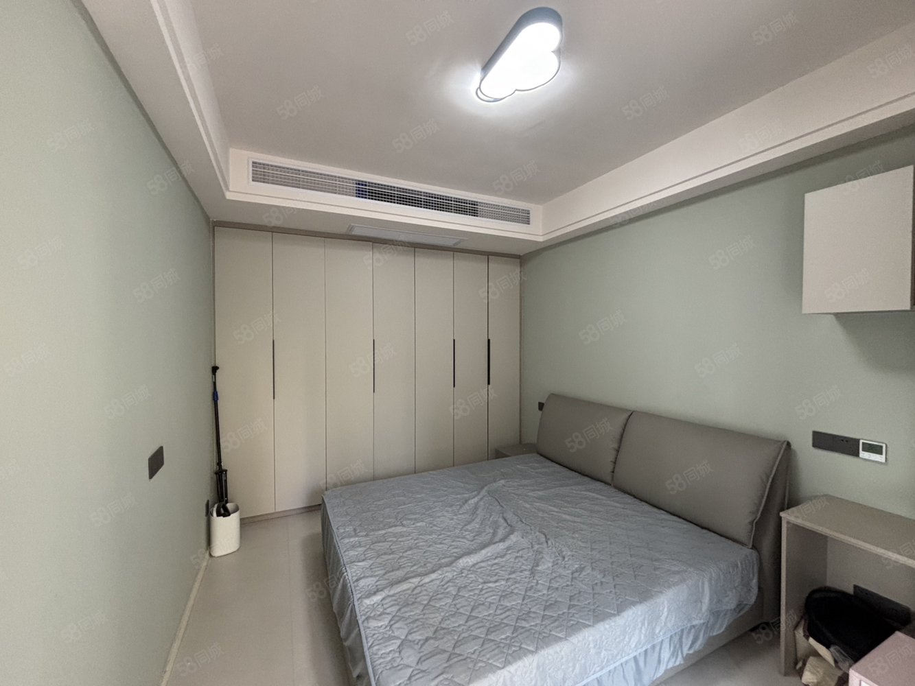 绿城兰园3室2厅2卫126㎡南北93万