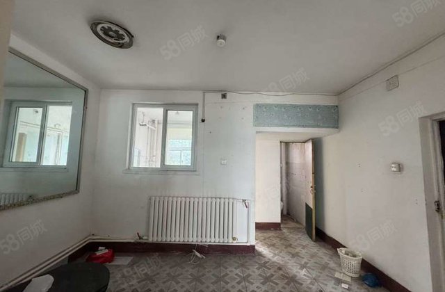 外国语 跟起 两室 好楼层 看房方便