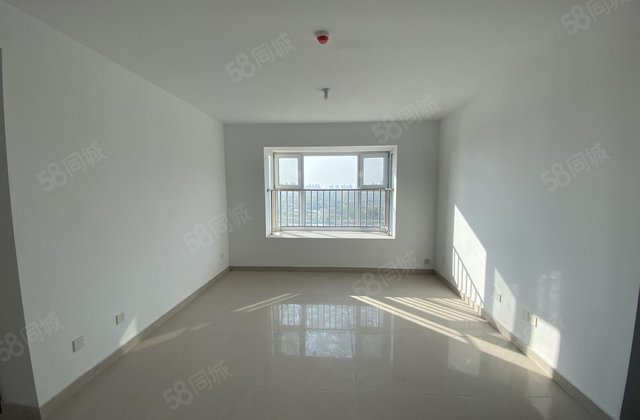 前罗小区 中间好楼层 可走一手 周边商圈繁华 划文轩本部