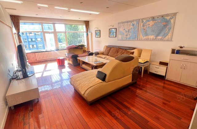 鸿城国际花园3室2厅133.92㎡93万二手房图片