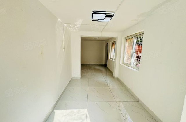 市中心国棉厂一楼带院子 精装 东昌中学 门口可停车 水城华府