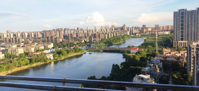 伟梦清水湾1室1厅1卫46.5㎡东50万