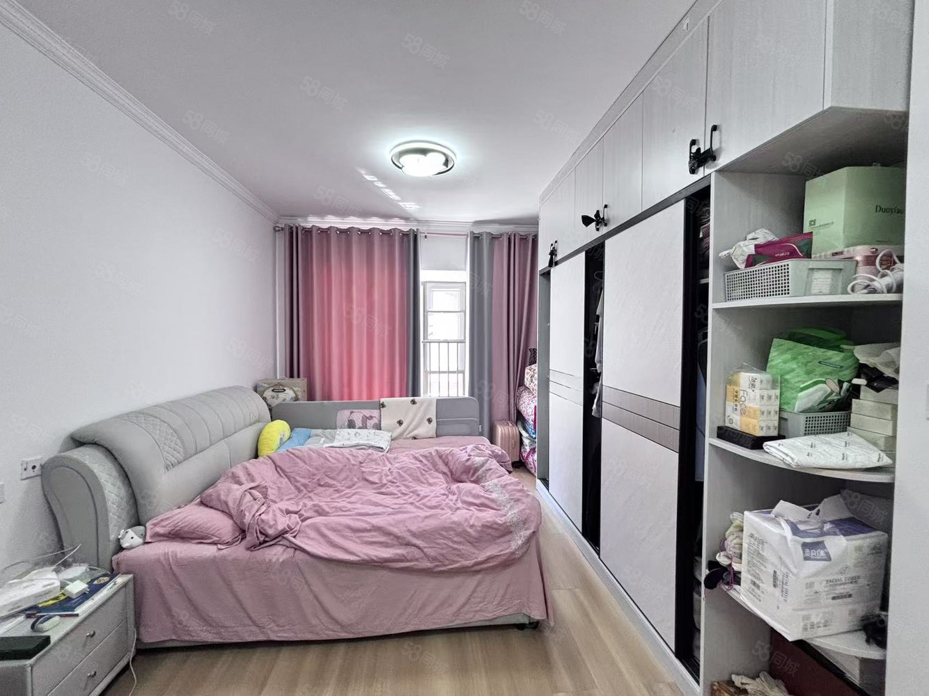 吾悦广场悦湖公馆3室2厅2卫118㎡南北85.6万