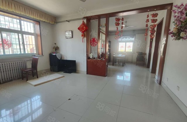 万达近电大家属院120平三室两厅一卫送阳面大车库