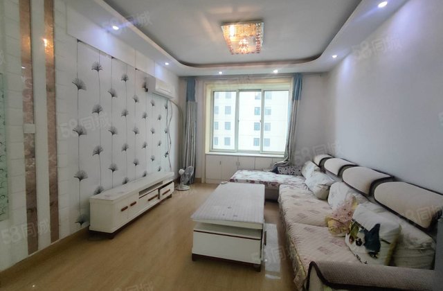 香江附近    精装两大室客厅朝阳丽水名都采光好