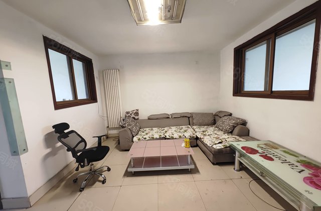 利民东路慧德南鲁阳家属院三室大卧室 自由停车 随时看房