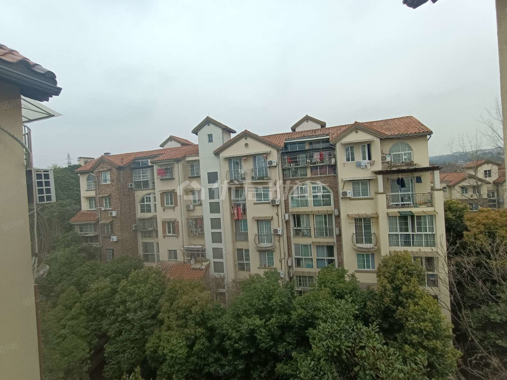 富临卢卡美郡3室2厅1卫88㎡南北82万