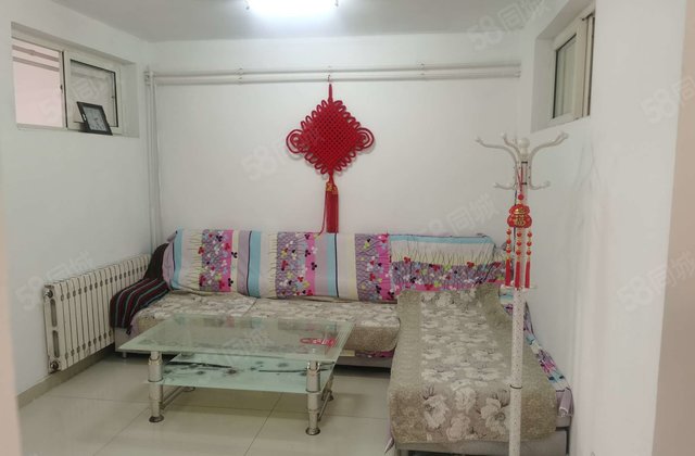 文轩外国语，精装三室，带储藏室