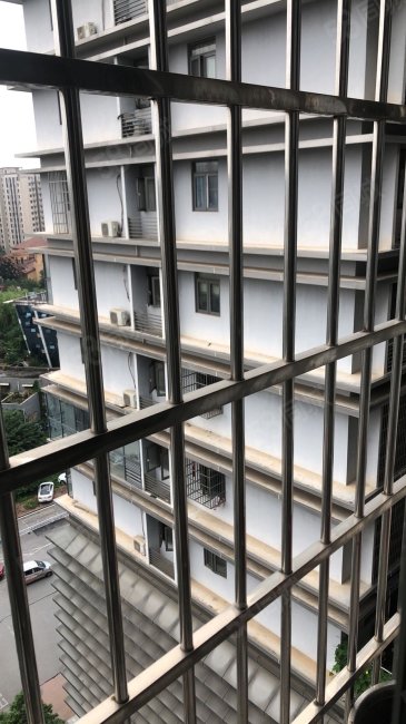 中海新城环宇国际公寓2室2厅1卫78.6㎡南86万