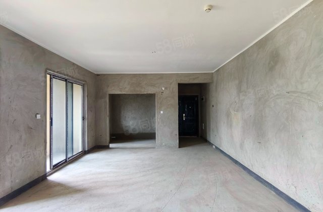 天骄公园(二期)4室2厅122㎡125万二手房图片