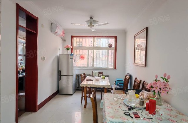 东昌路 六中对过 市区 新世纪花园步梯二楼