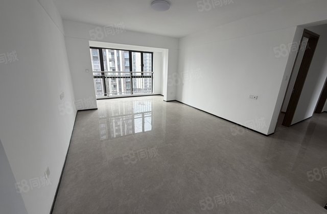 鹭州学府4室2厅128㎡139万二手房图片