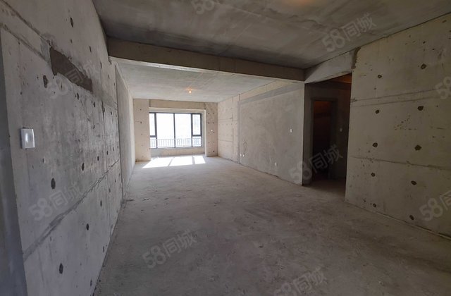 雅琪小区4室2厅160.39㎡105万二手房图片