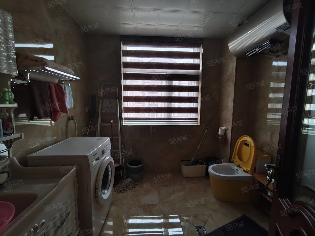 和谐小区4室2厅2卫194.89㎡南北120万