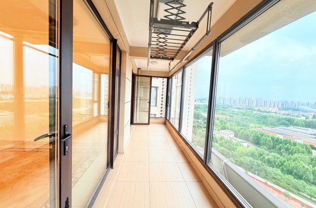 三室双阳台    用少 翡丽湾 锦绣学府 儒辰辰悦 大学城