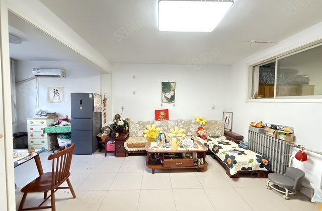 文轩中学 瑞祥小区 水利局家属院 一楼 三室两厅 急售