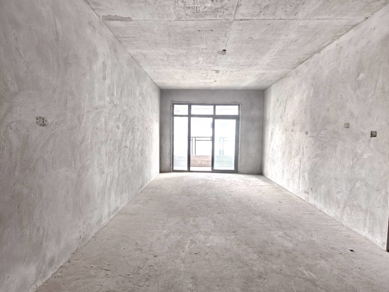 香山苑小区(张湾)3室2厅2卫106㎡南北78万