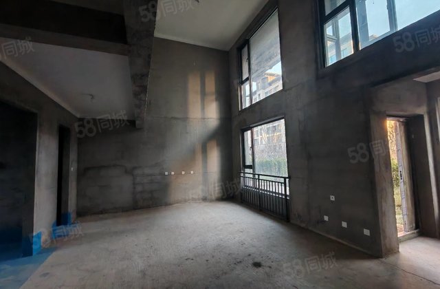 多伦大都汇北区1室2厅189㎡185万二手房图片