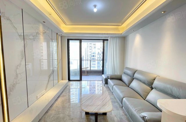 中央城3室2厅82㎡165万二手房图片