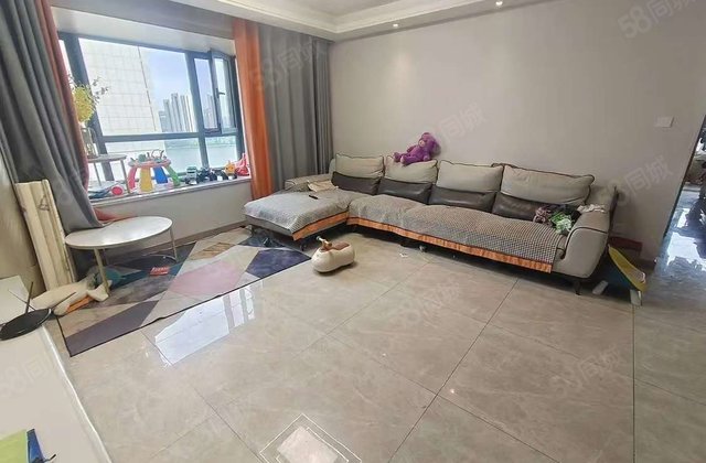 东边户 徒骇河旁观景房莲湖新城南区三室两卫免大税带车位带储