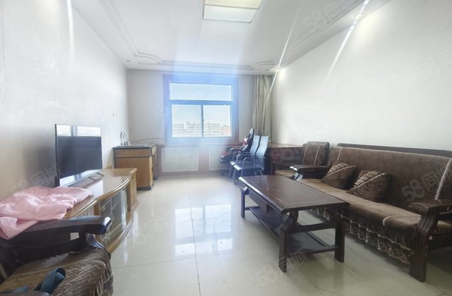 粮贸小区3室2厅137㎡82万二手房图片