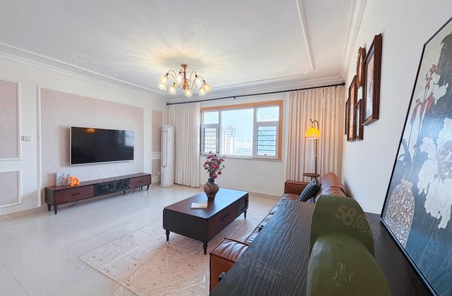 房子免大税了，送储藏室。电梯好房。