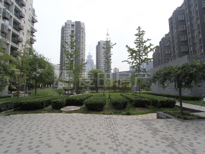 寶星華庭4室2廳3衛(wèi)203.78㎡南北1198萬